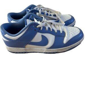 Nike Dunks (low) in University Blue